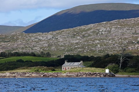 Pier Cottage with mountains behind