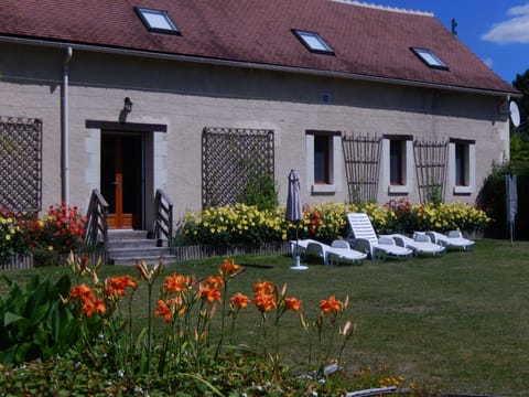 View looking back at La laiterie from your private garden