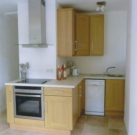 Additional Apartment Kitchen