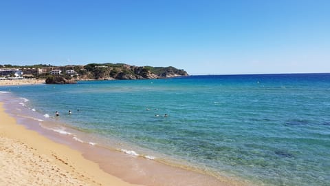 Beach nearby, sun loungers