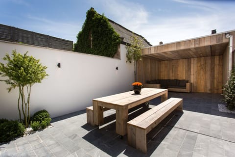 Garden patio with table for outdoor dining