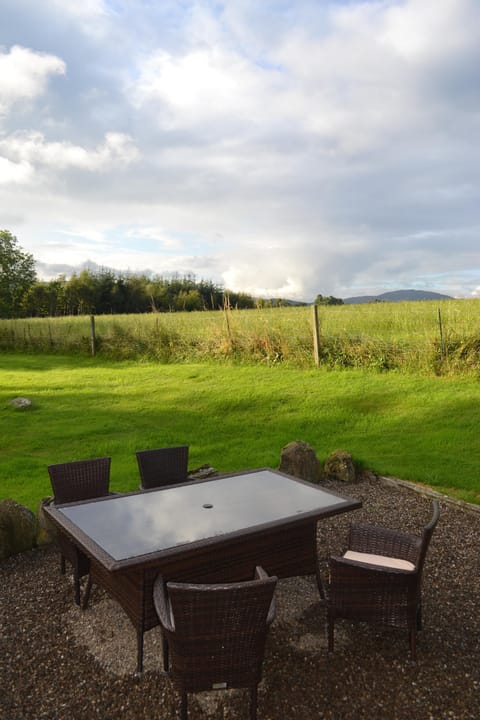 Comfortable garden furniture to enjoy the views