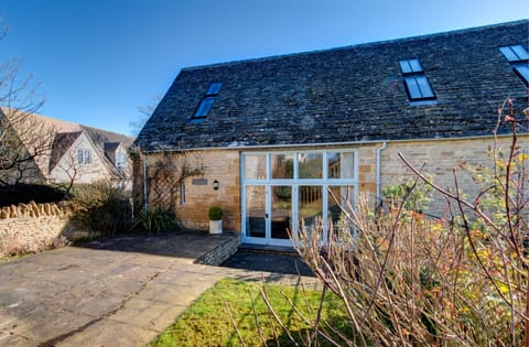 Charming Listed Country Cottage in the picturesque village of Lower ...