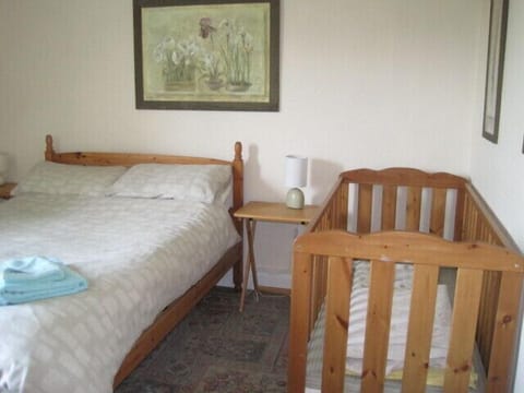 2 bedrooms, iron/ironing board, travel crib, free WiFi