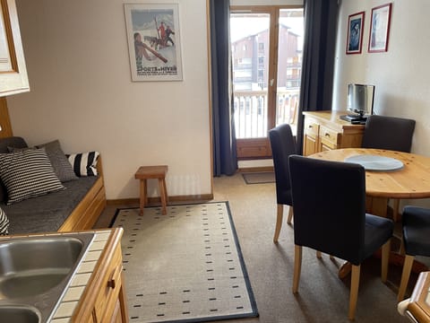 Living area with pull out beds