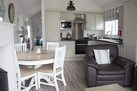 Kitchen and dining area