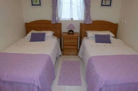 2 bedrooms, in-room safe, iron/ironing board, free WiFi