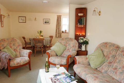 Comfortable lounge/dining  area