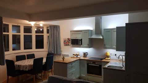 Kitchen/dinning at night
