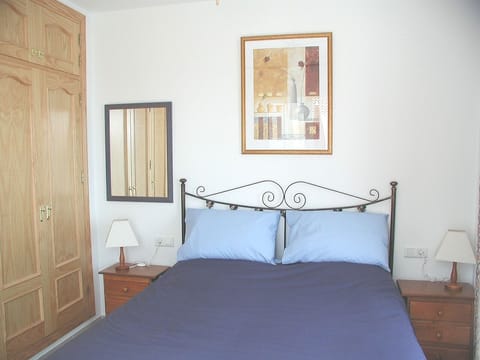 3 bedrooms, in-room safe, iron/ironing board, free WiFi