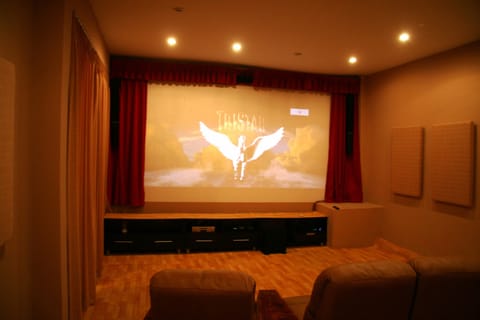 Full Size Cinema Screen