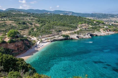 Beach nearby, sun loungers