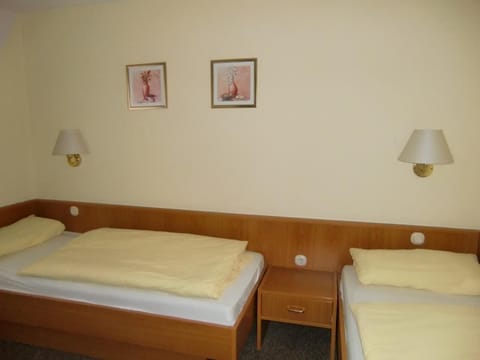 2 bedrooms