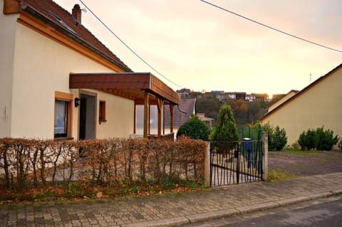 entrance cottage apartement Vogelsfelsen