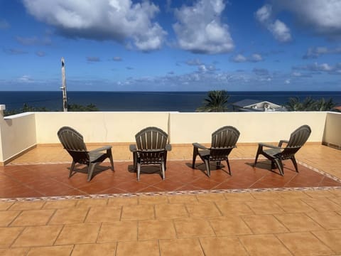 Terrace with Beautiful Ocean View and Breeze