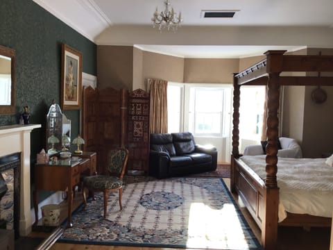 Peebles.  Four poster en-suite bedroom in Victorian wing