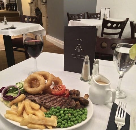 GREAT RESTAURANT ON THIS RESORT  --  they serve  great food,  great value!