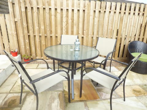 Sit in the South Facing Garden