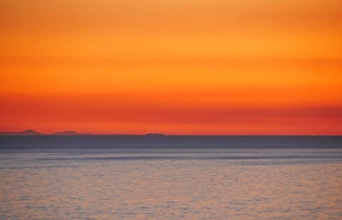 Amazing sunset.. whilst sipping gin and tonics on the upstairs patio