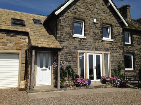 Welcome to Brook Hill Cottage