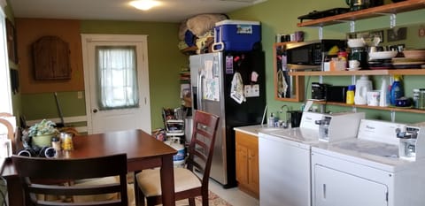 Laundry/Common room for Cottage A&B