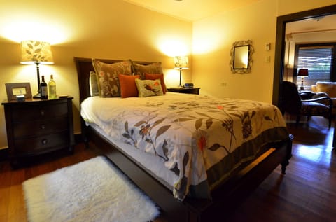 Warm and cozy bedroom with Queen size bed