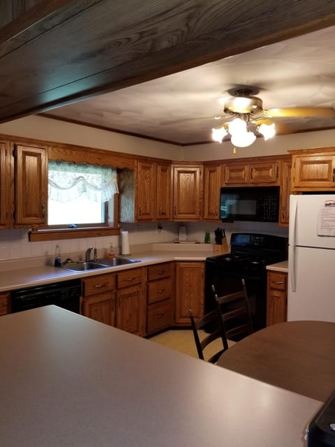 Full equipped kitchen