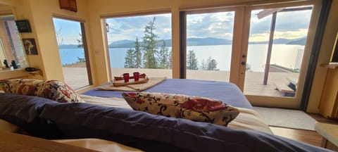 Wake up to this incredible view!