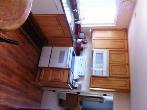 Kitchen (1)