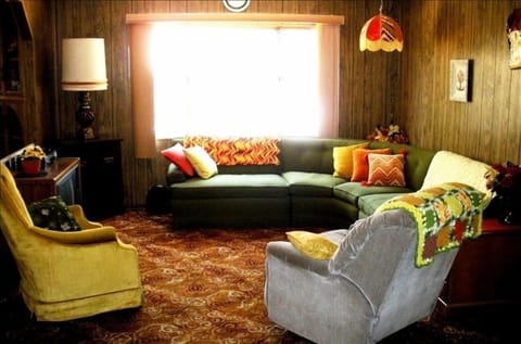 Cozy, retro '70's living room