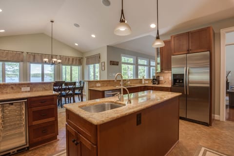 Fully Equipped Gourmet Kitchen! 