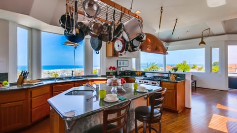 Kitchen, Ocean Views, Nautical Features, Well Stocked for that Cook 