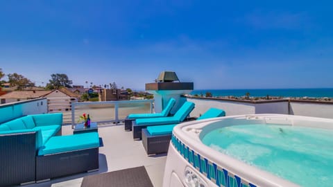 Roof Deck with Comfortable Seating, Jacuzzi, Incredible Ocean Views 
