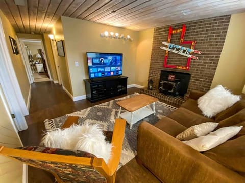 Living area | Smart TV