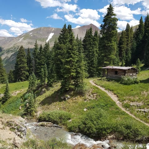 Jeep trails help you see the beauty around you like this!