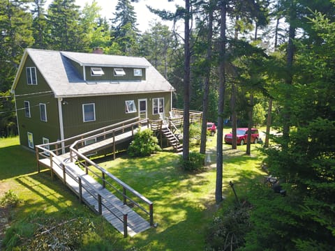 Balsam Cottage with ramp next to upper parking area.