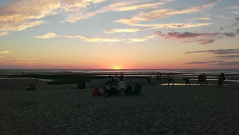 Beach nearby, sun loungers