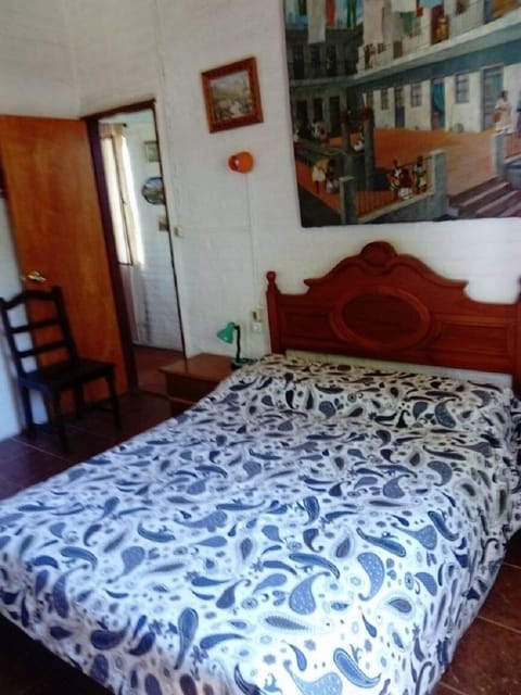 2 bedrooms, iron/ironing board, WiFi, wheelchair access