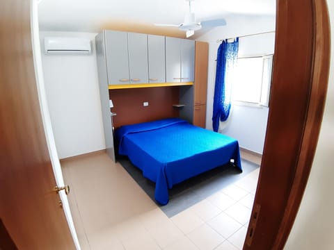 1 bedroom, travel crib, WiFi