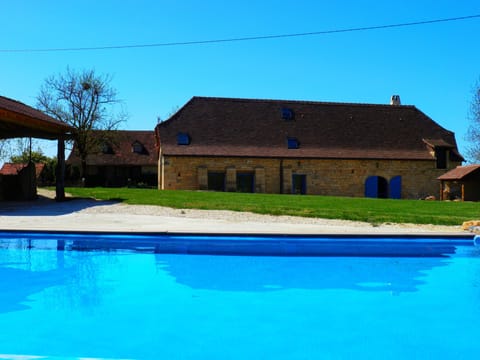 Outdoor pool, an infinity pool