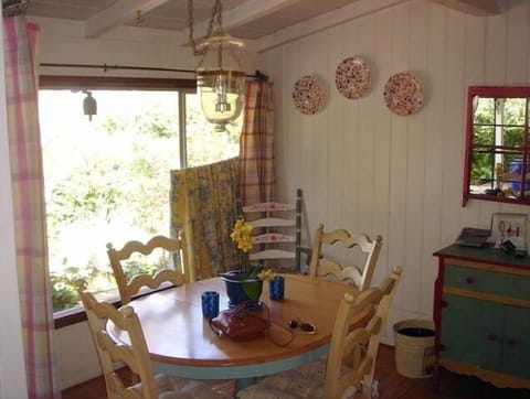 Dining Room Nook, looking out into Front Garden