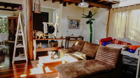 Fireplace, books, stereo