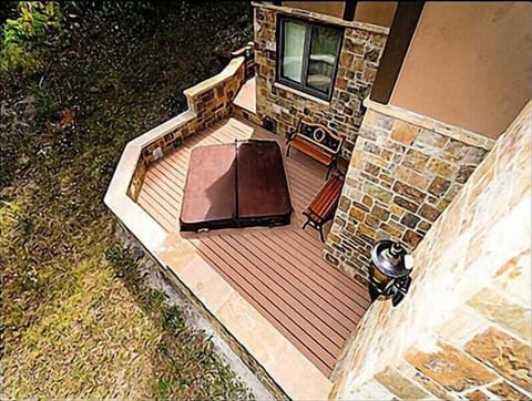 Large New Outdoor Hot Tub