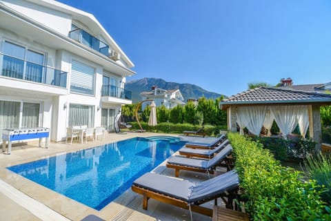 luxury 3 bedroom city villas in oludeniz for rent with private pool and ...