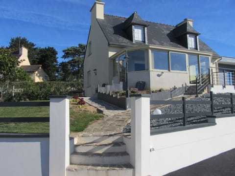 BINIC, BRETAGNE, FRANCE house near the sea for 5-6persons House in Étables-sur-Mer