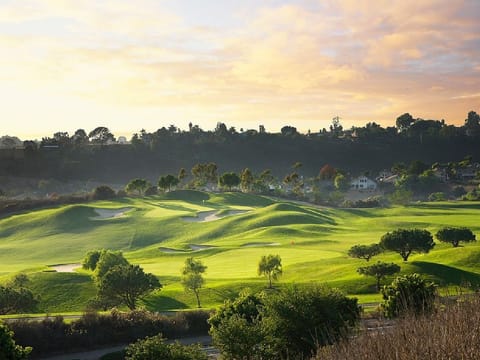 Encinitas Ranch golf course located 5 miles away. 