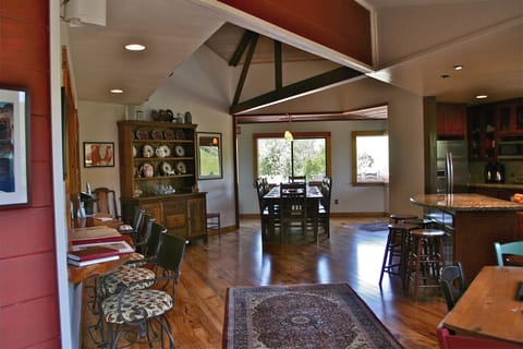 Dining room/ kitchen/bar