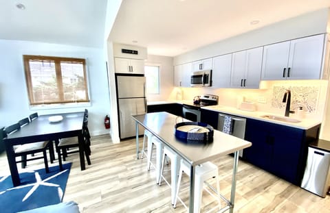 Kitchen with amenities