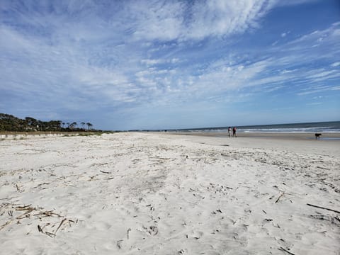 Beach nearby, sun loungers