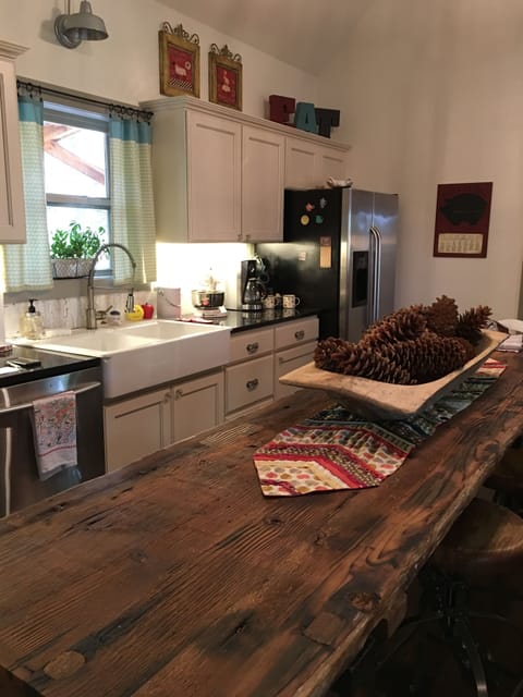 Kitchen with Farmhouse table